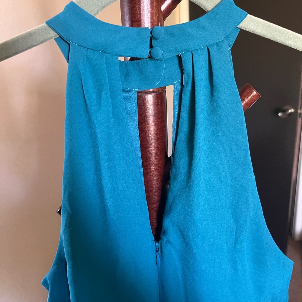 Dress - Picture 3 of 4